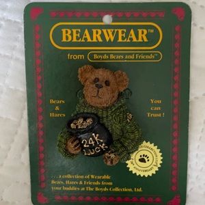 Boyd’s Bears pin - Lucky Liam